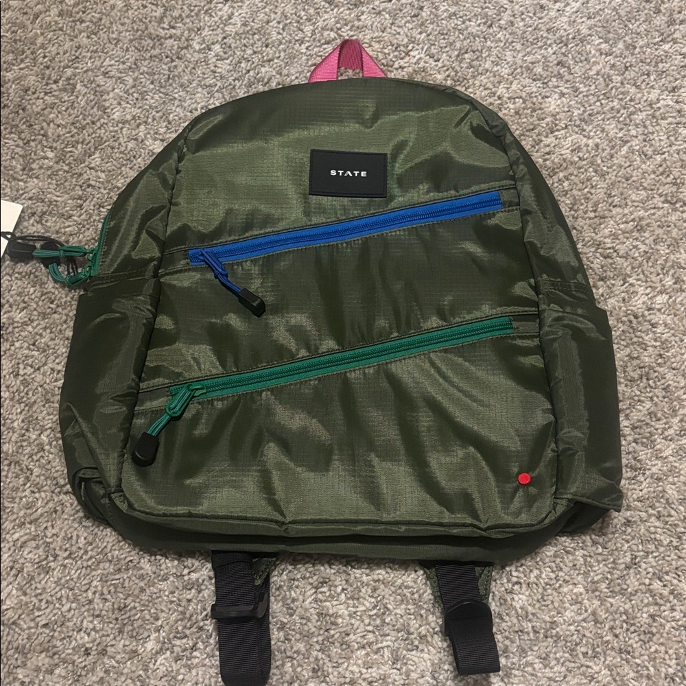 NWT State Ripstop Kane Kids Travel Olive Diagonal Zipper Backpack - Picture 2 of 7